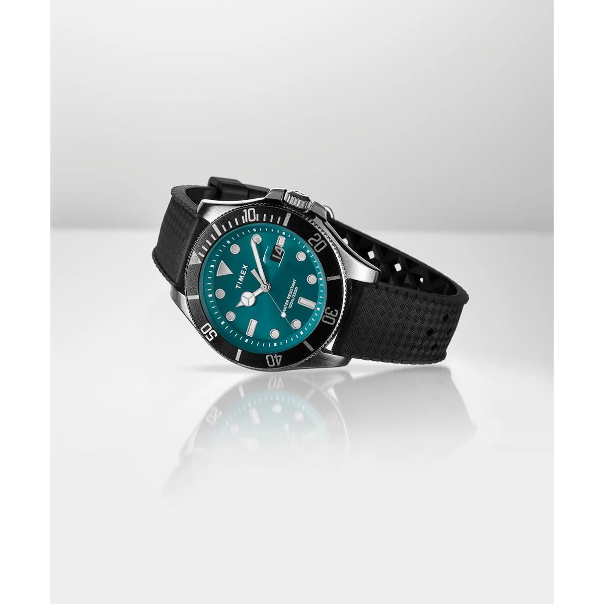 Zegarek na czarnym pasku - Timex Harborside Coast - Image 2